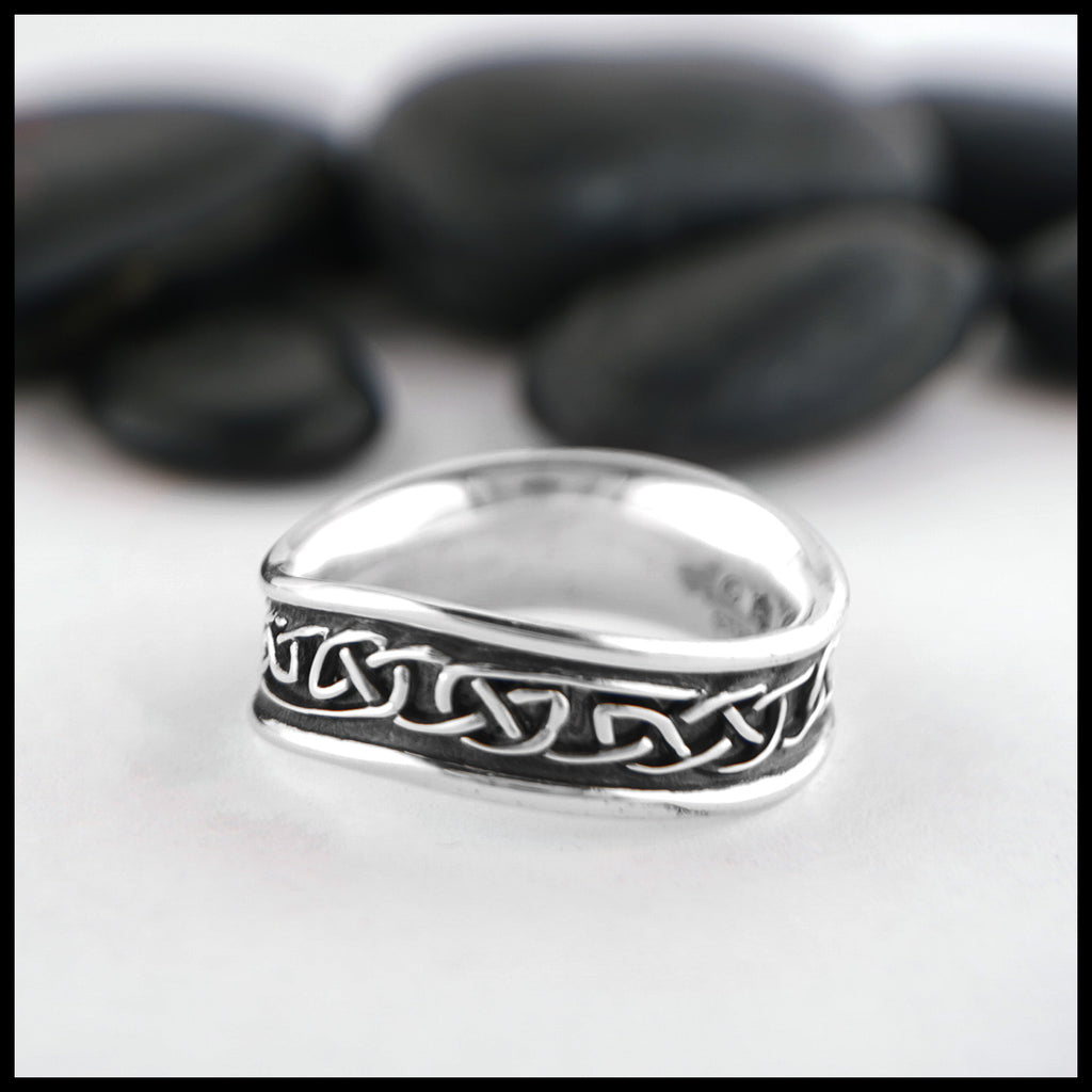 Manánn Ring Side 1