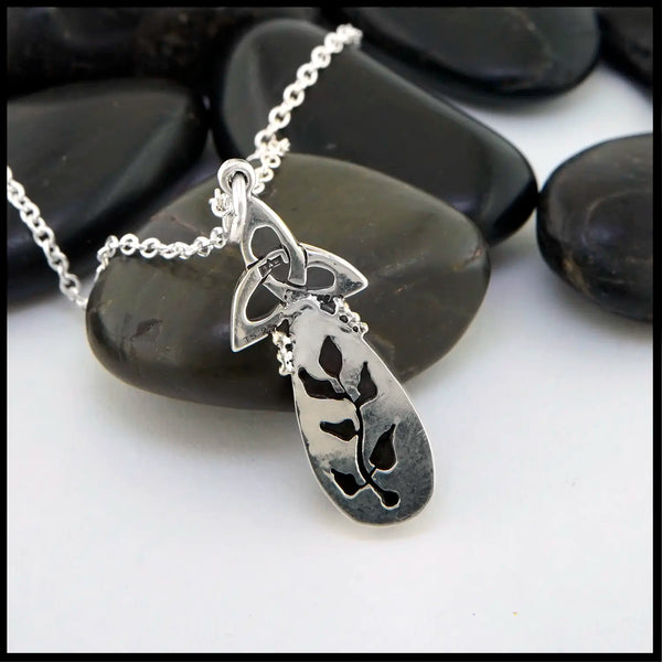Agate Pendant in Sterling Silver and 18K Gold-reverse leaf detail