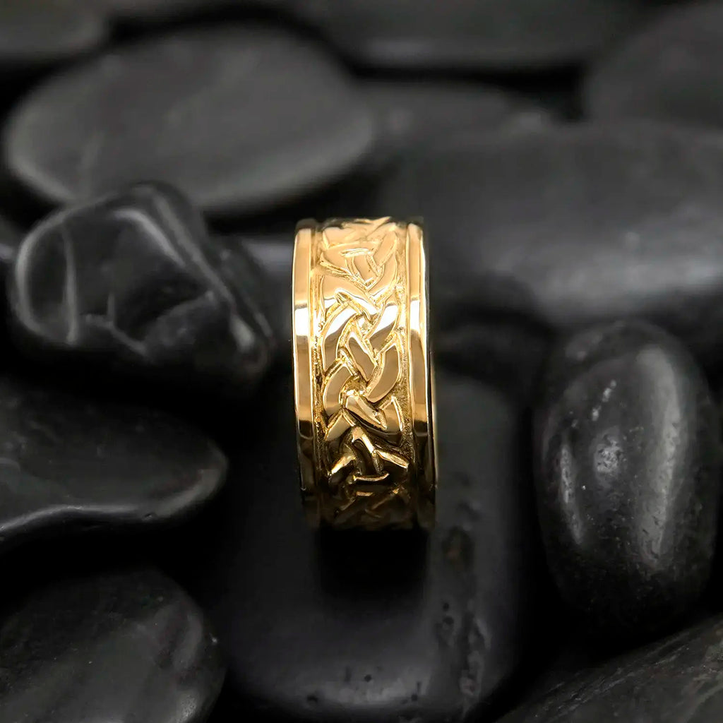 Lorn Knot Ring in Gold