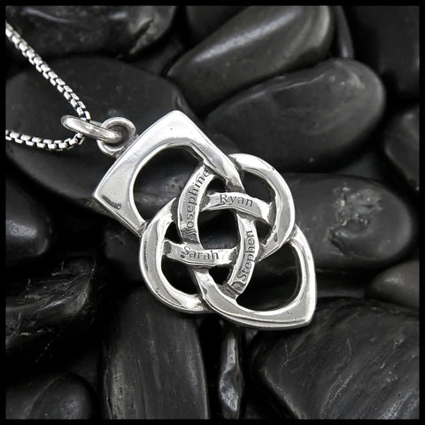 Personalized Father's Knot Pendant or Key Ring in Sterling Silver