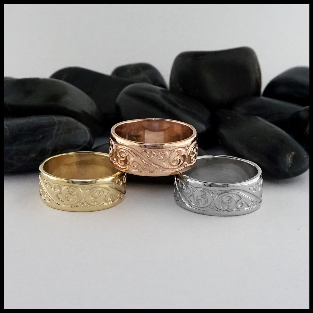 gold ring  with spiral motif