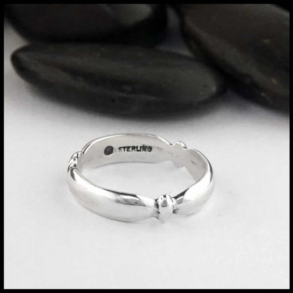 carved band 
