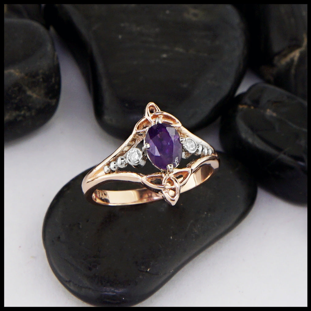 trinity knot ring