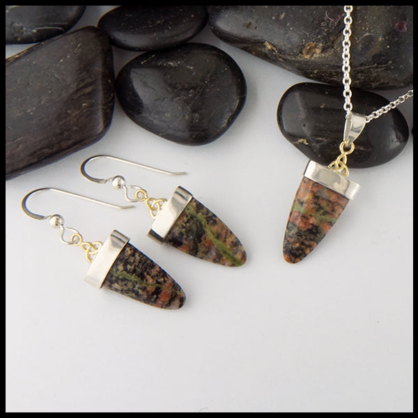 Bloodstone Pendant and Earring set with 14K Yellow Trinity