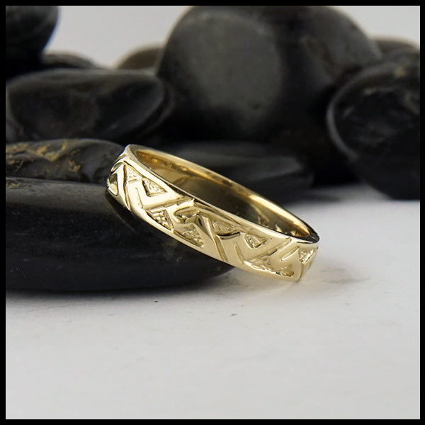 Narrow Pictish Key Pattern Ring in gold