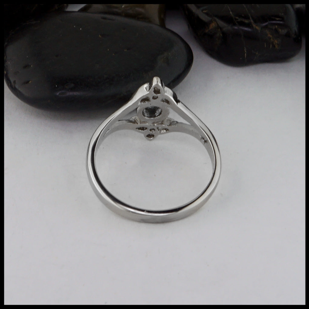 back view of ring 