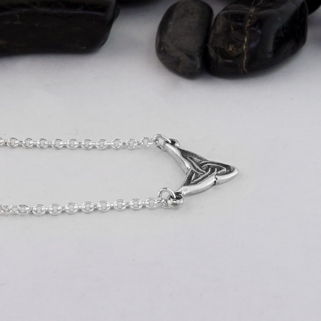 side view of pendant 