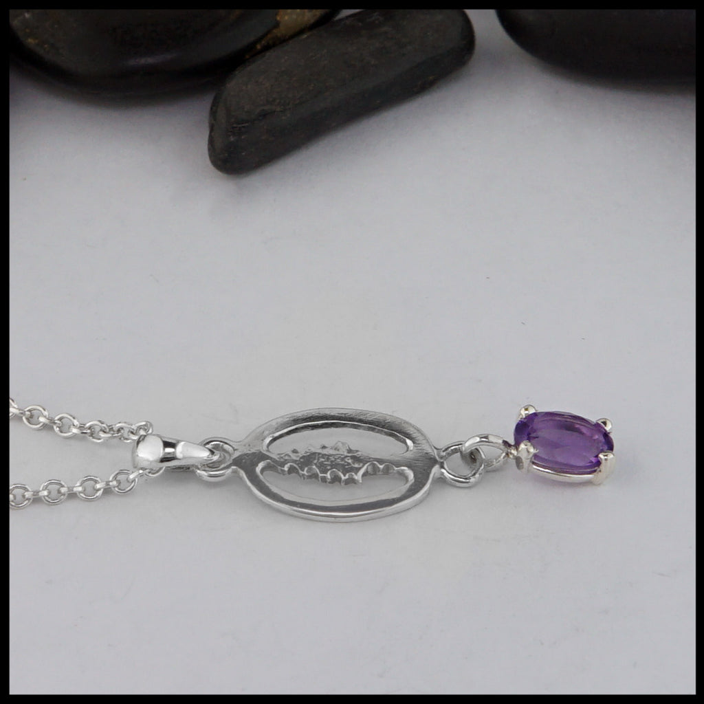 side view of pendant 
