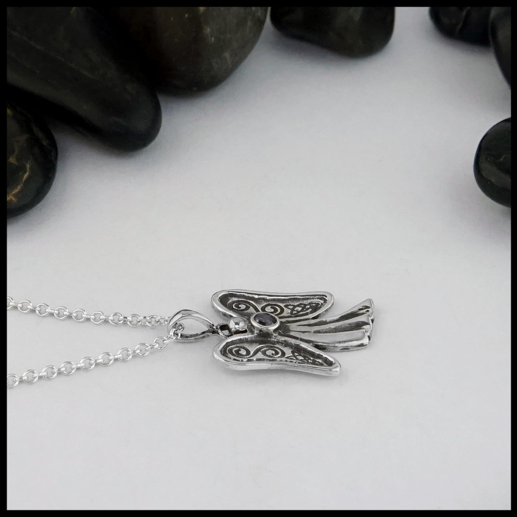 side view of pendant 
