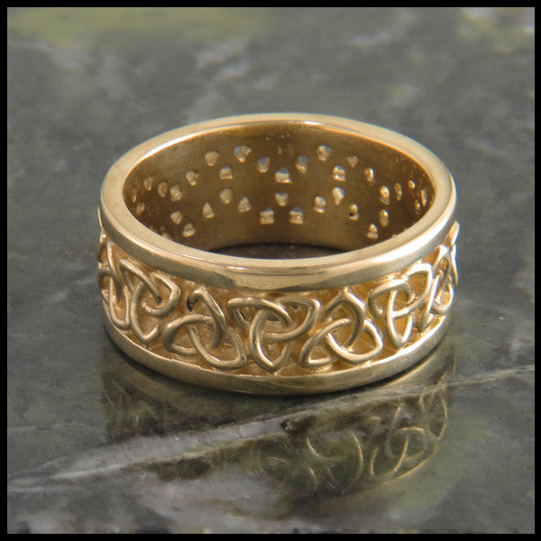 Trinity Wedding Band in 14K Gold