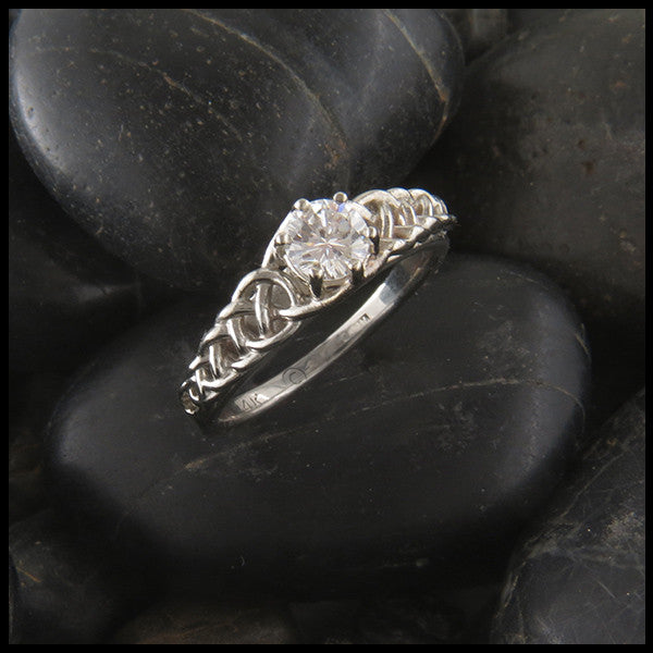 Cathedral Diamond Celtic ring in White Gold with Diamond