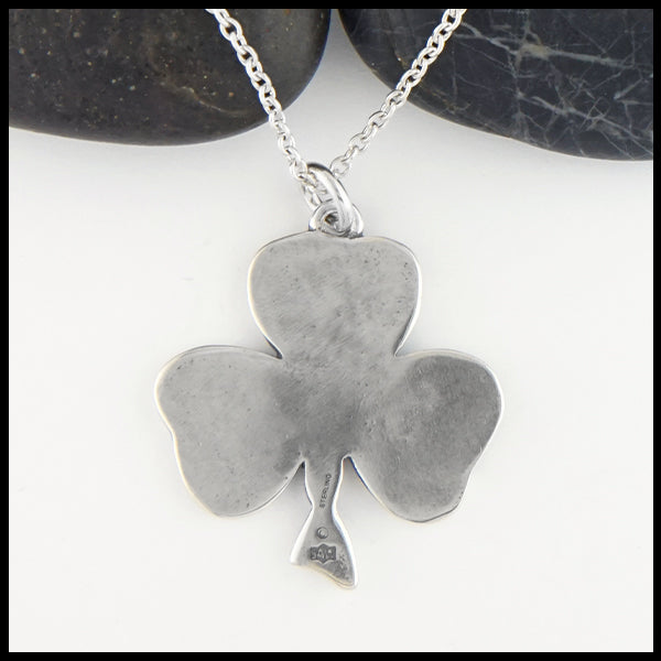 Rear flatback view of Celtic Shamrock Heart Pendant 