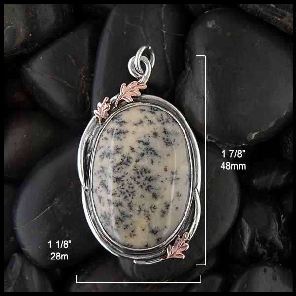 Pendant dimensions 28mm wide by 48mm long