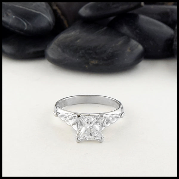 Princess cut diamond ring in 14K White gold
