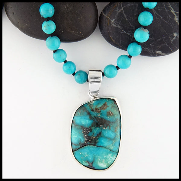Turquoise Beaded Necklace 